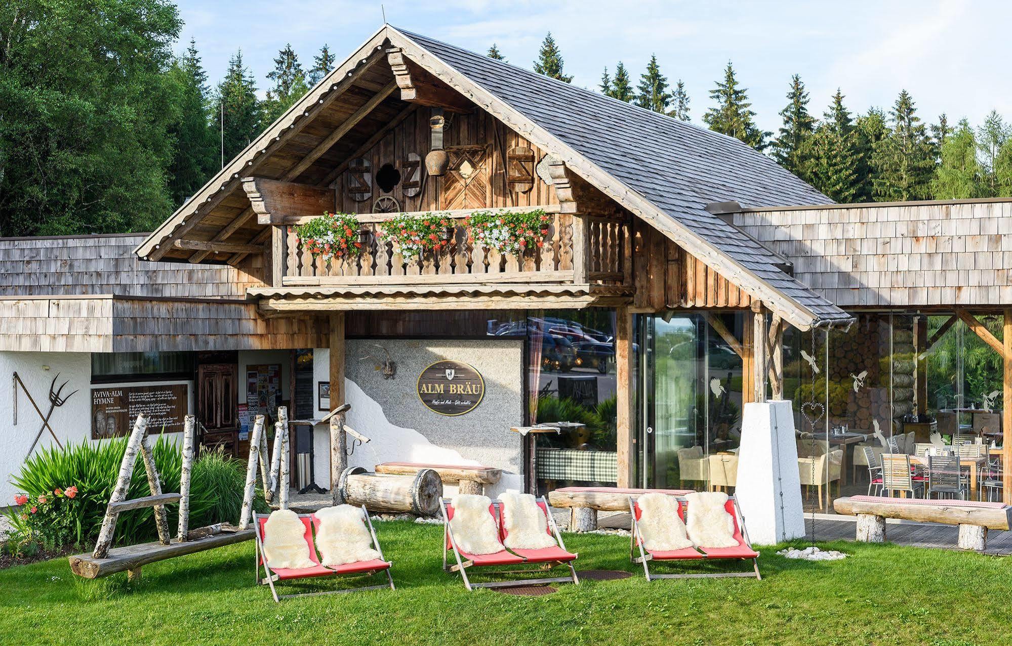 Aviva Superior Make Friends Hotell Sankt Stefan Eksteriør bilde